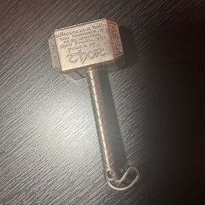 Marvel Thors hammer keychain